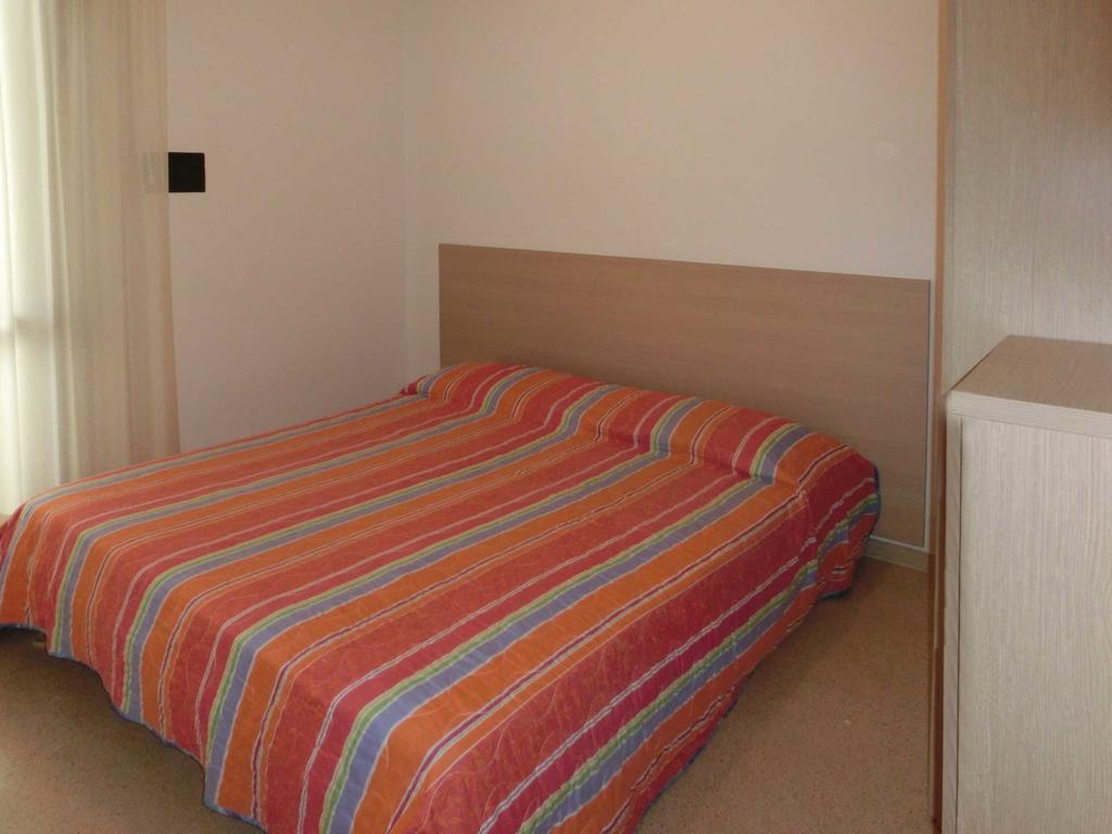 Elena Apartment Lignano Sabbiadoro Ngoại thất bức ảnh